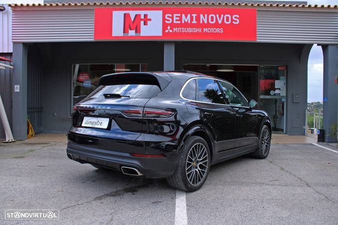 Porsche Cayenne Platinum Edition - 2