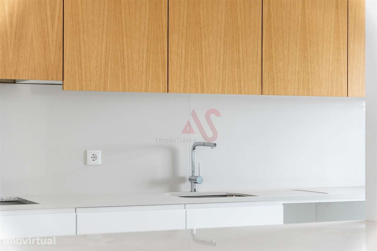 Apartamento T1 com varanda localizado no empreendimento Alta Vista-4