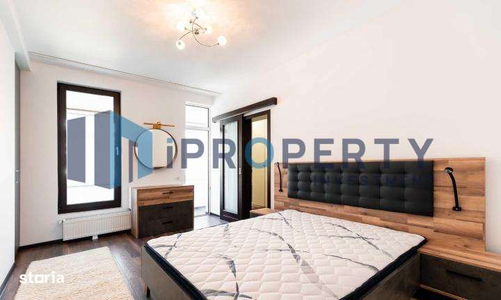 Crangasi | Vila 4 Camere | Centrala | Curte | Metrou - Imagine principală: 4/17