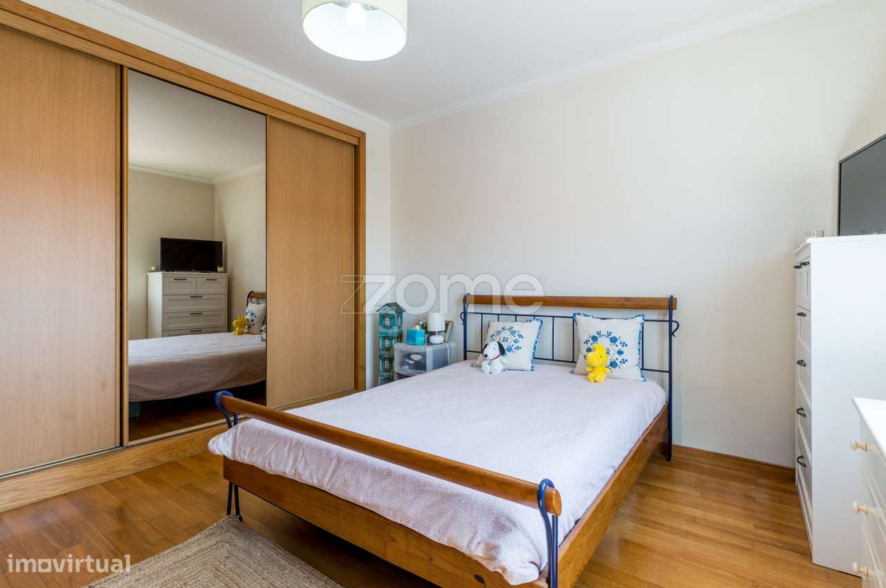 Moradia T4+1, com piscina-53
