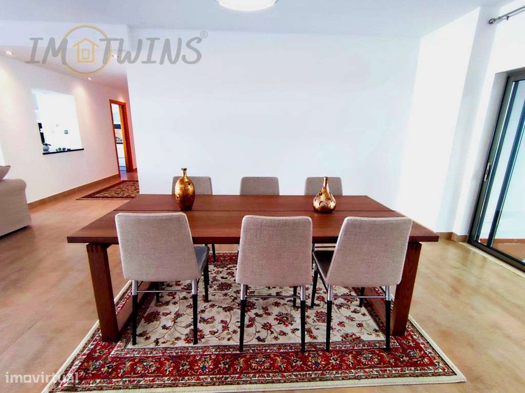 Arrenda-se T4 em Portimão - Grande imagem: 2/14