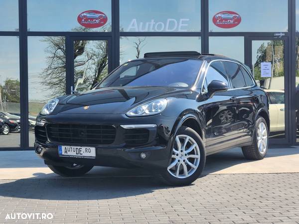 Porsche Cayenne - 1