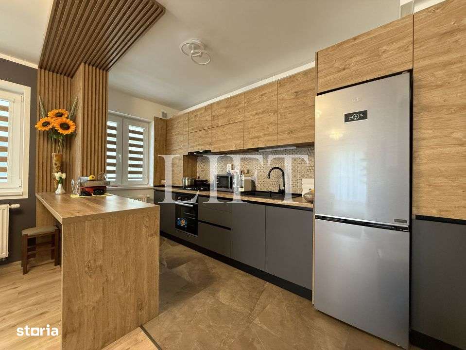 Apartament de 2 camere, decomandat, 54mp, Zona Tractorul-6