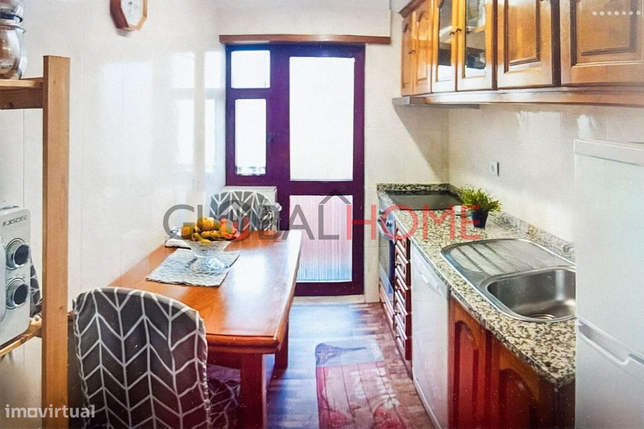 Apartamento T2 ao centro de Rio Tinto-5
