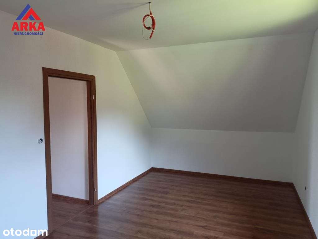 Dom na widokowej działce w Tymbarku-12