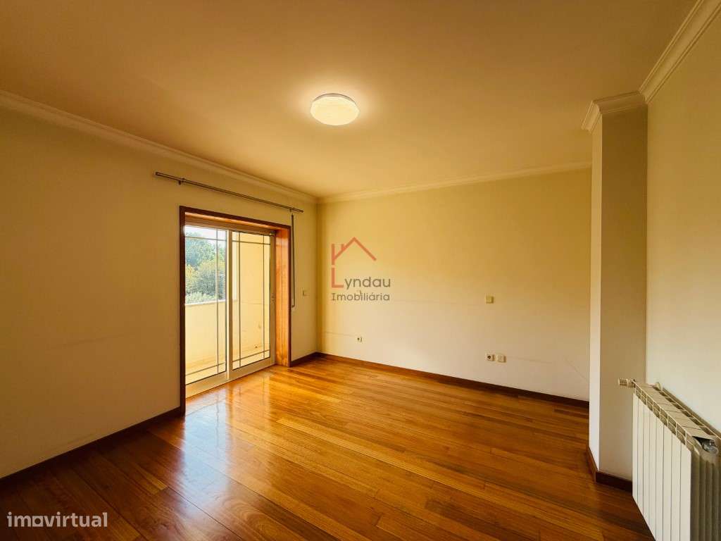 Moradia T3+1 Landim Famalicão-12