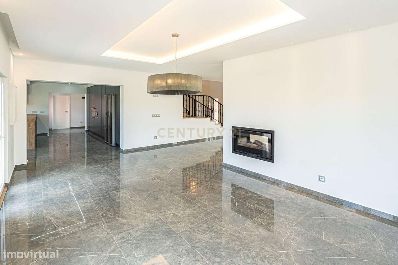 Moradia T6 de Luxo - 924 m² - Piscina -  São Pedro da Cadeira - Nova-12