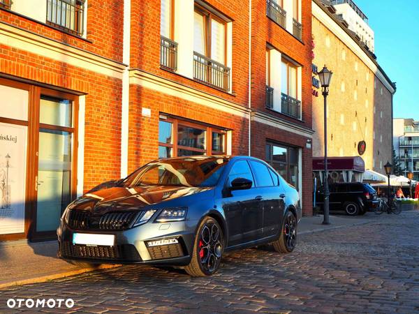 Skoda Octavia 2.0 TSI RS Challenge 245 DSG - 21