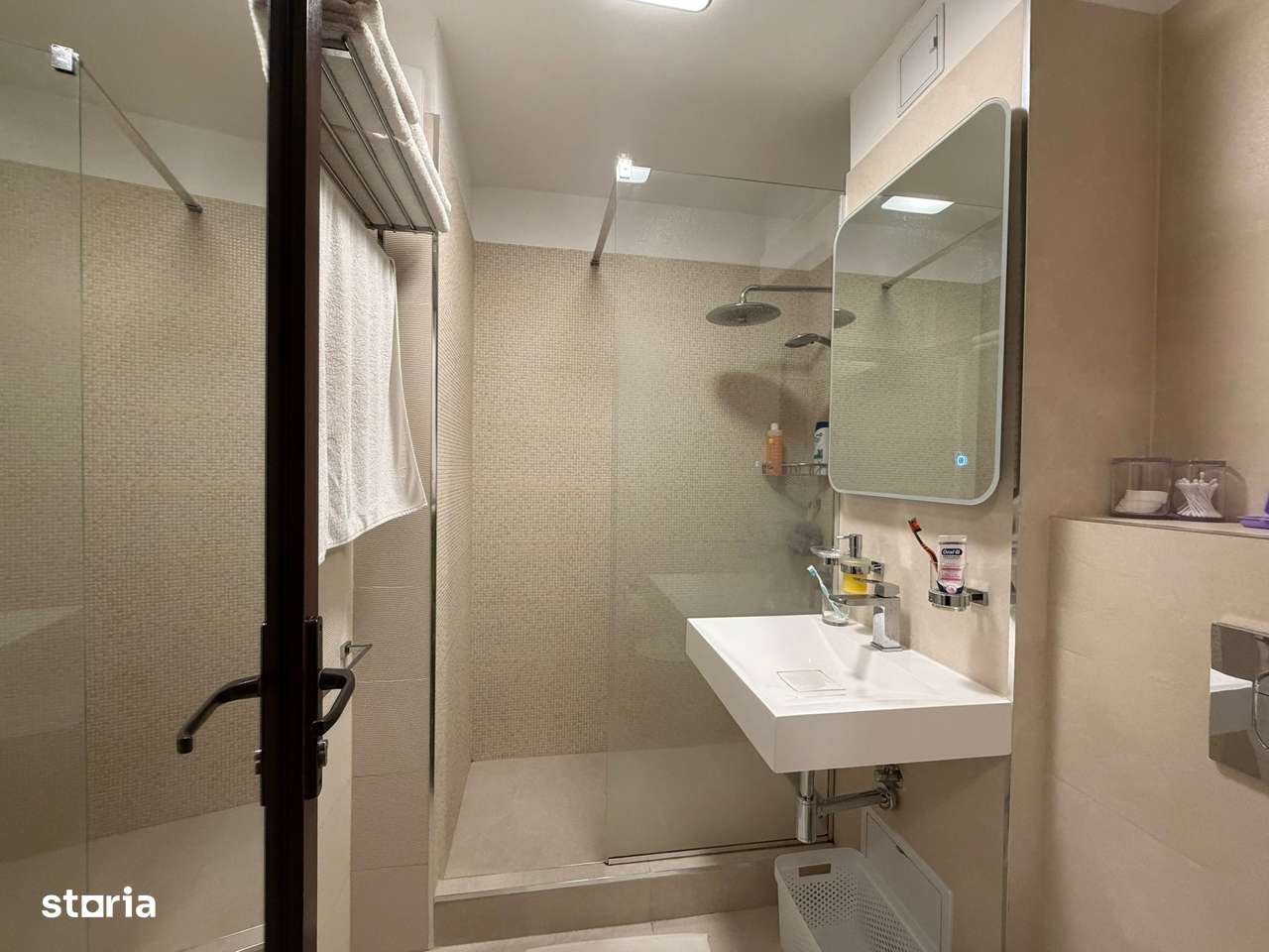 De vânzare apartament 2 camere decomandat - mobilat si utilat-13