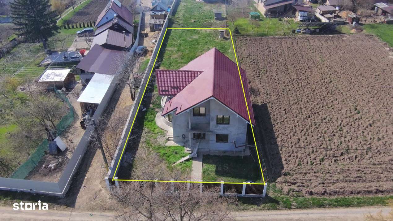 Casa noua din 2023 comuna Girov - localitatea Gura Vaii-0