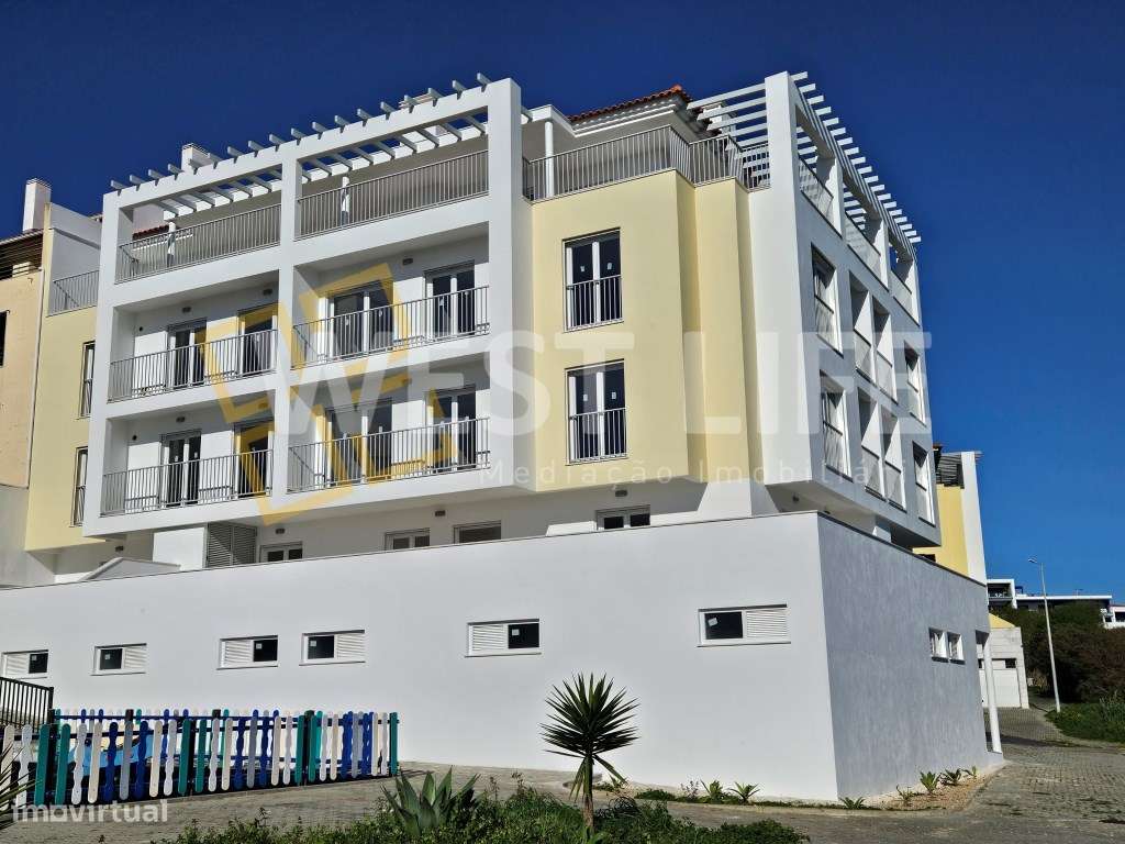 Penthouse T3 com 3 suítes e terraço com magnifica VISTA MAR - Ericeira-12