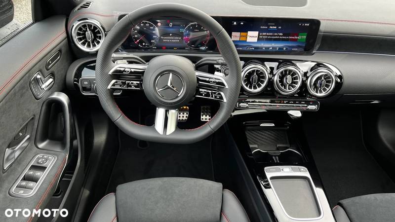 Mercedes-Benz CLA AMG 35 mHEV 4-Matic 8G-DCT - 11