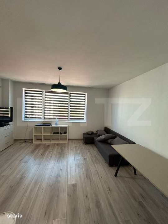 Studio 43 mp, Balcon, Nisa de Dormit, Parcul Feroviarilor, Semicentral - Imagine principală: 4/6