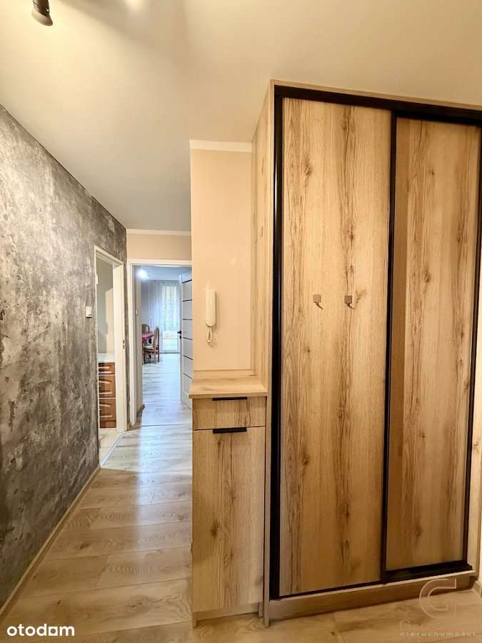 Mieszkanie na I piętrze z balkonem !-9