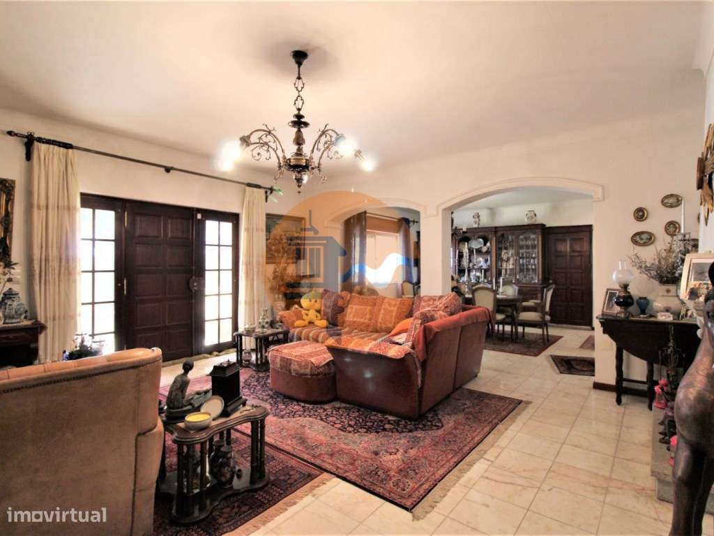 Magnifica Moradia com terreno de grande dimensão !!!-9