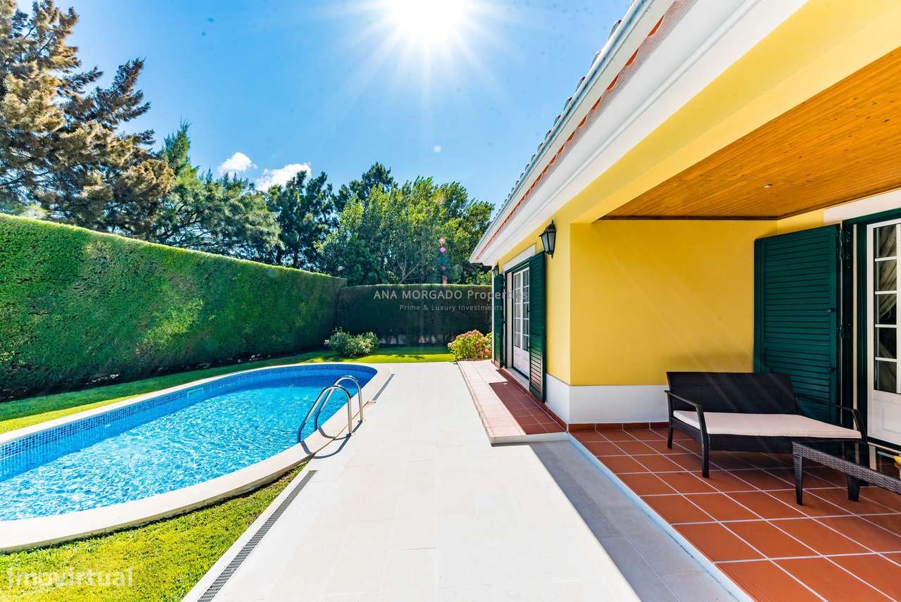 Moradia T4+1 Geminada na Quinta da Beloura — Luminosidade, Conforto e-13