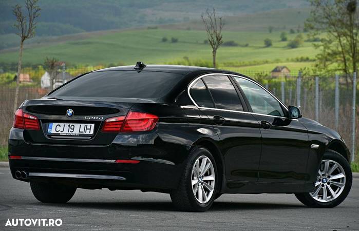 BMW Seria 5 520d - 5