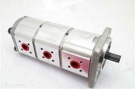 Pompa hidraulica Komatsu PC27R-8 - piese de schimb Komatsu - 1
