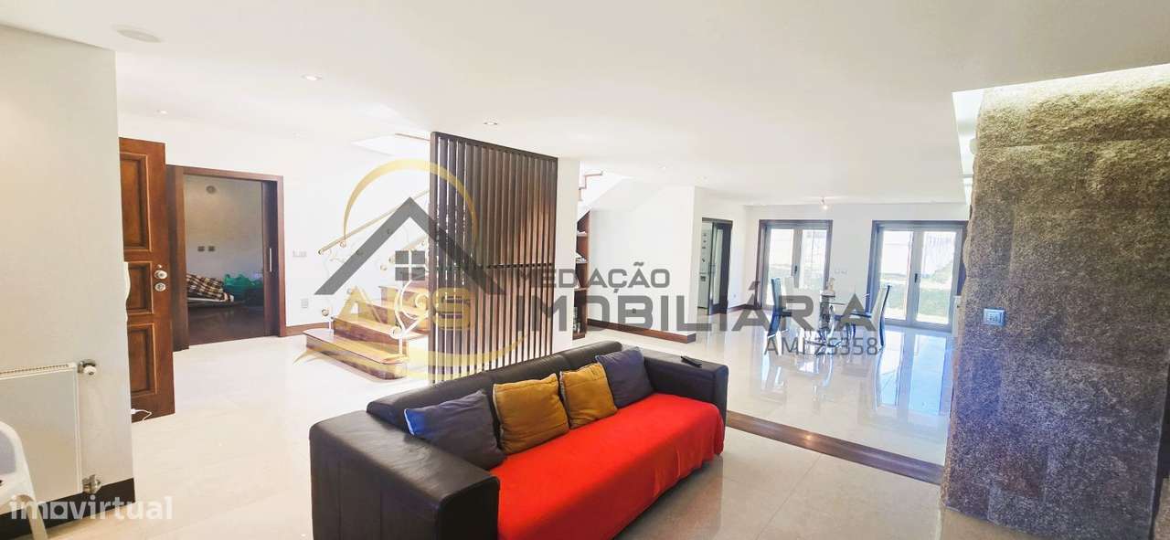 MORADIA DE LUXO 5 QUARTOS-26