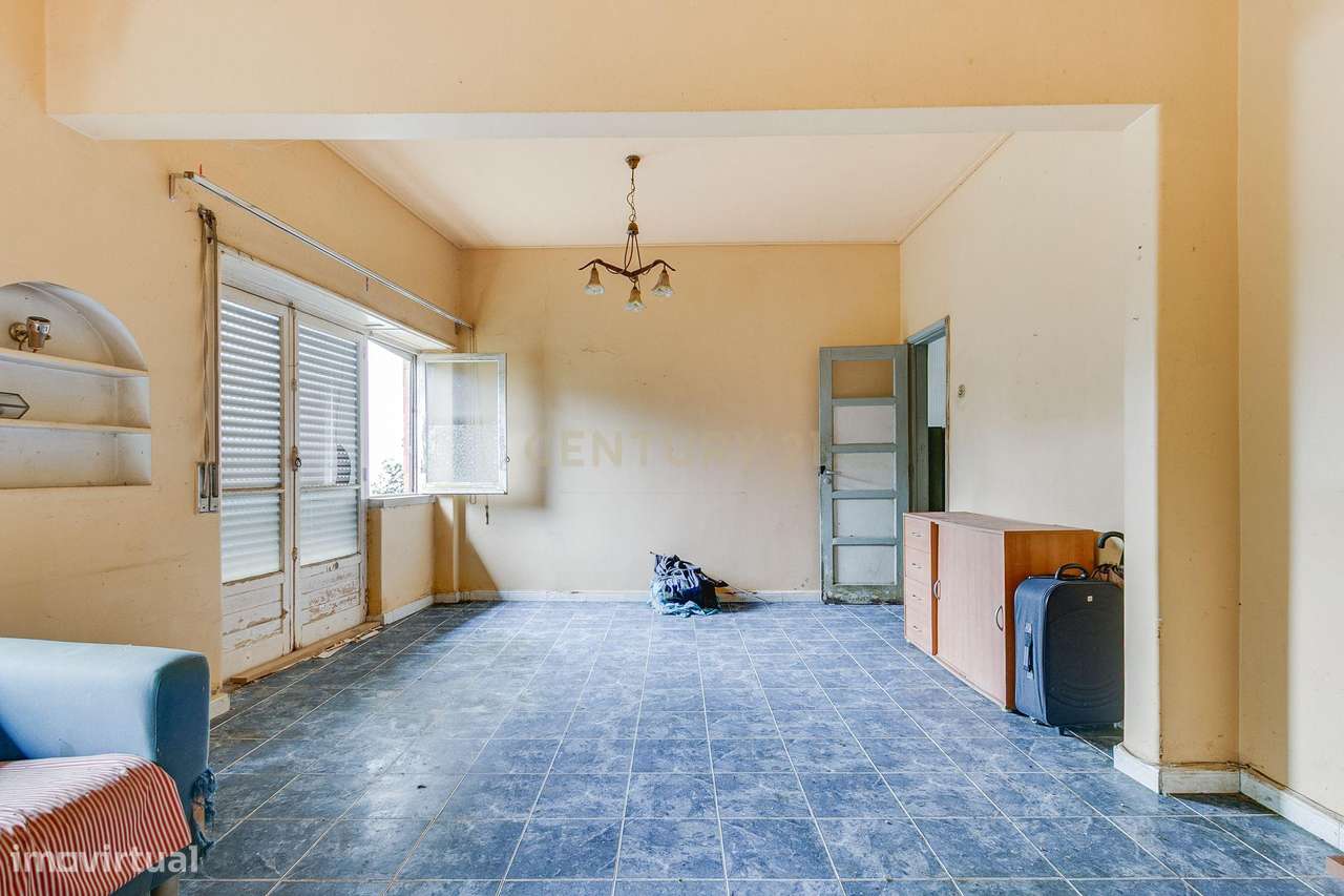 Moradia T5 em Rio de Mouro-13