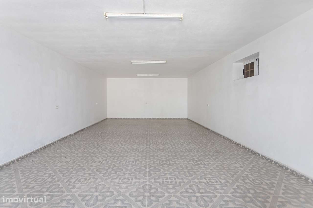 Moradia de 6 assoalhadas em lote de 500 m2-43