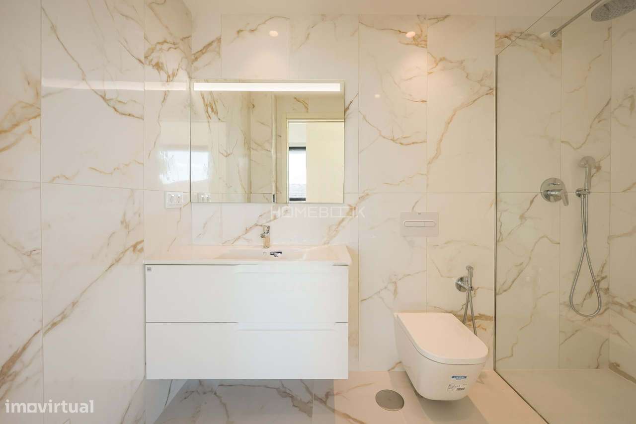 T2+1 Premium em Aveiro, com Varanda e 2 Lugares de Garagem-12