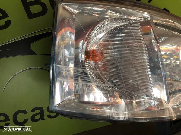 VW TRANSPORTER V T5 FAROL DIREITO - FF396 - 2