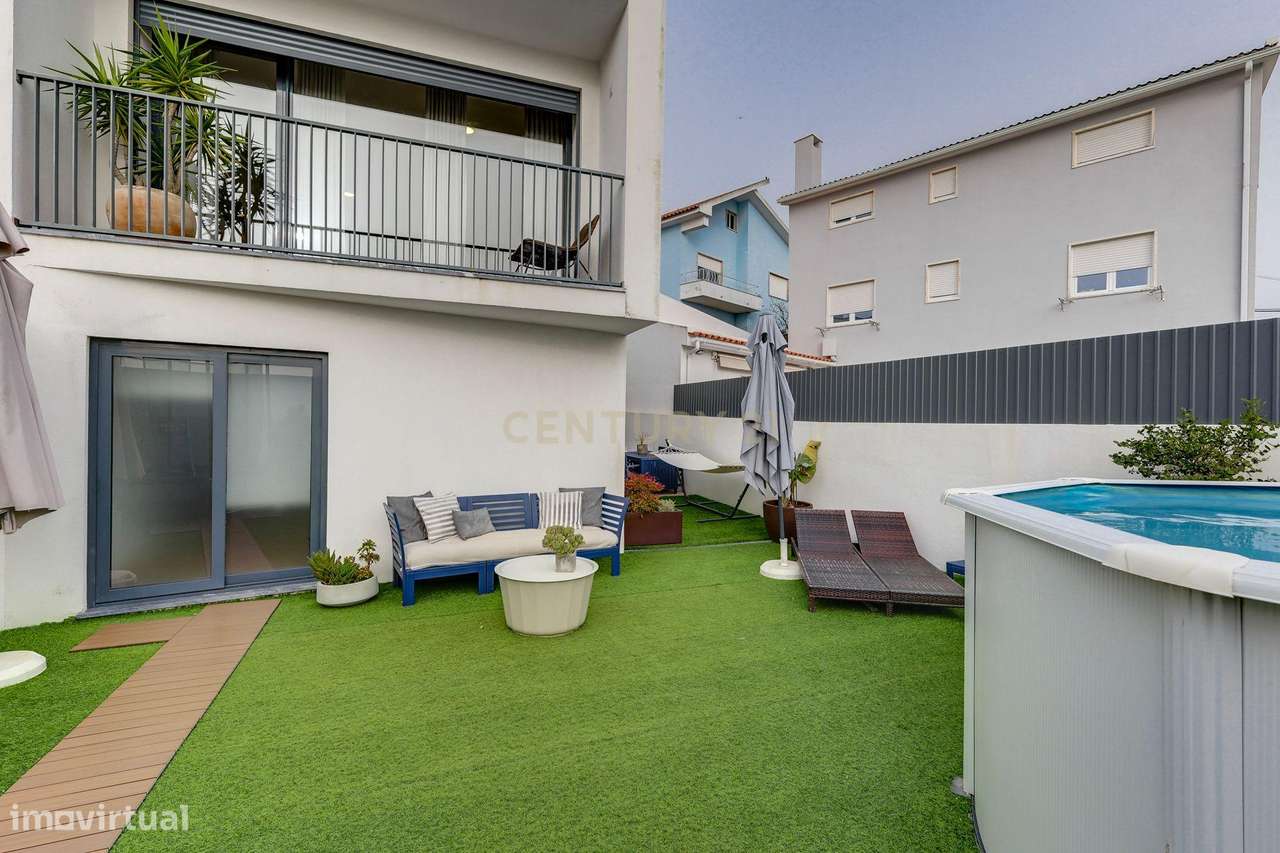 Luxuosa Moradia T3 em São Domingos de Rana - Grande imagem: 4/47