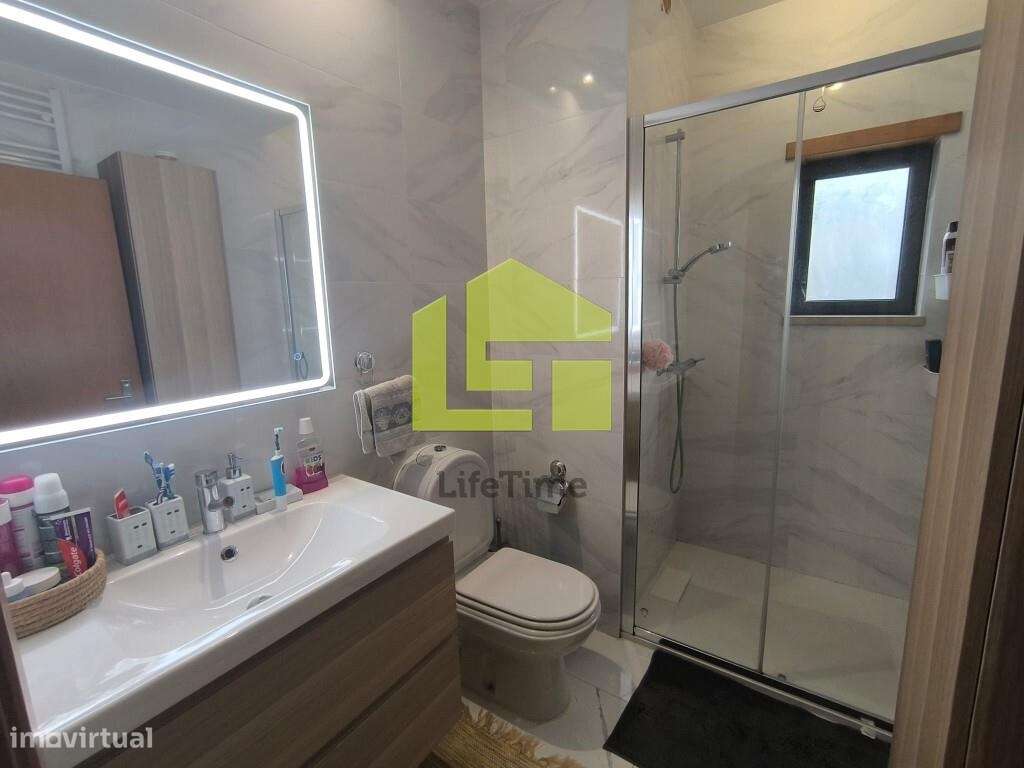 Apartamento T3 Com  terraço privativo-16