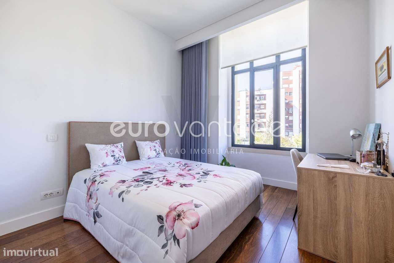 Apartamento T1 em Condomínio Fechado, Centro Leiria-13