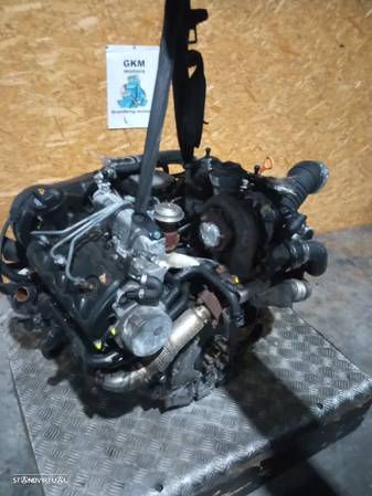 Motor Audi 2.5 Tdi A4 e A6 REF: AKE - 5