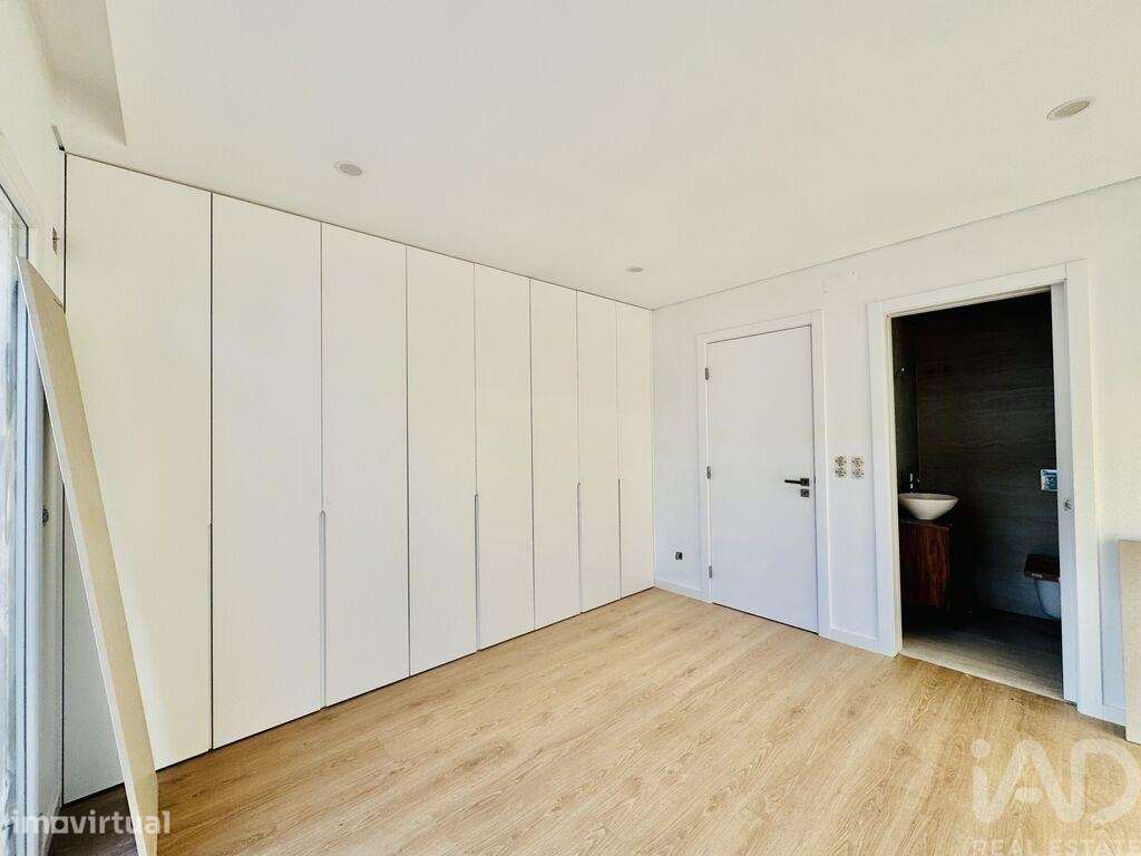 Casa / Villa T4 em Fernão Ferro de 130,00 m2 - Grande imagem: 5/13