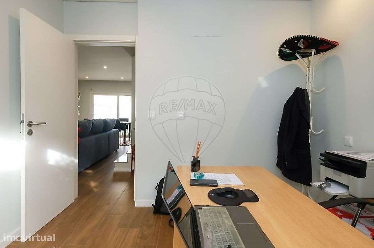 Moradia T4 para venda-10