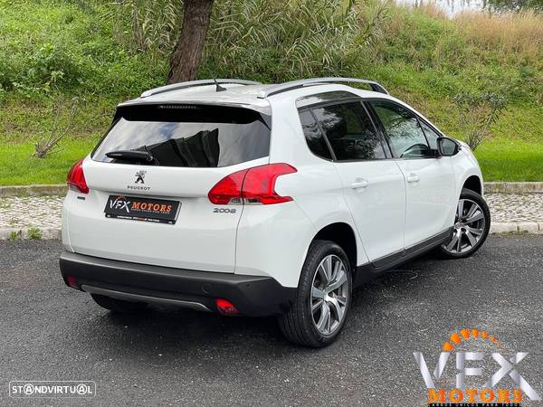 Peugeot 2008 1.2 PureTech Allure Grip Control - 3