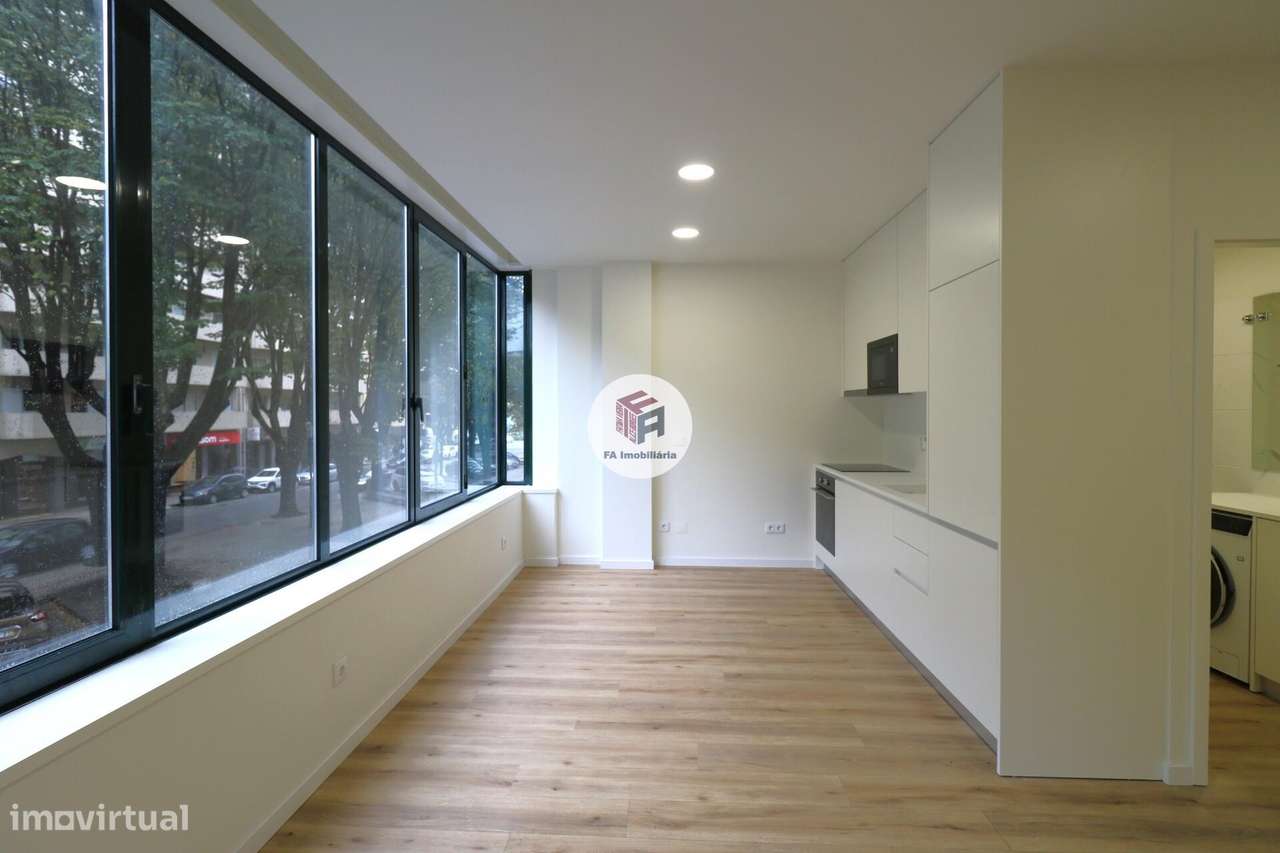 Apartamento T0+1 Centro Matosinhos / Pronto Habitar!-3