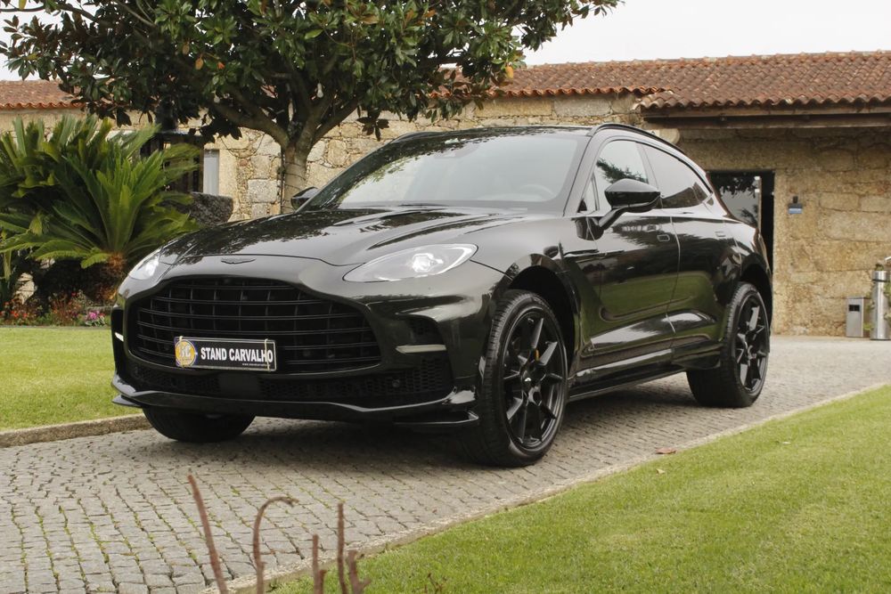 Aston Martin DBX - Veículo em stock