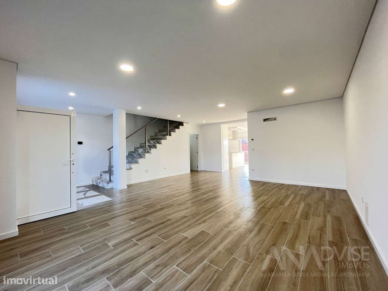 Moradia em Banda T4 Venda em Viseu,Viseu - Grande imagem: 3/25