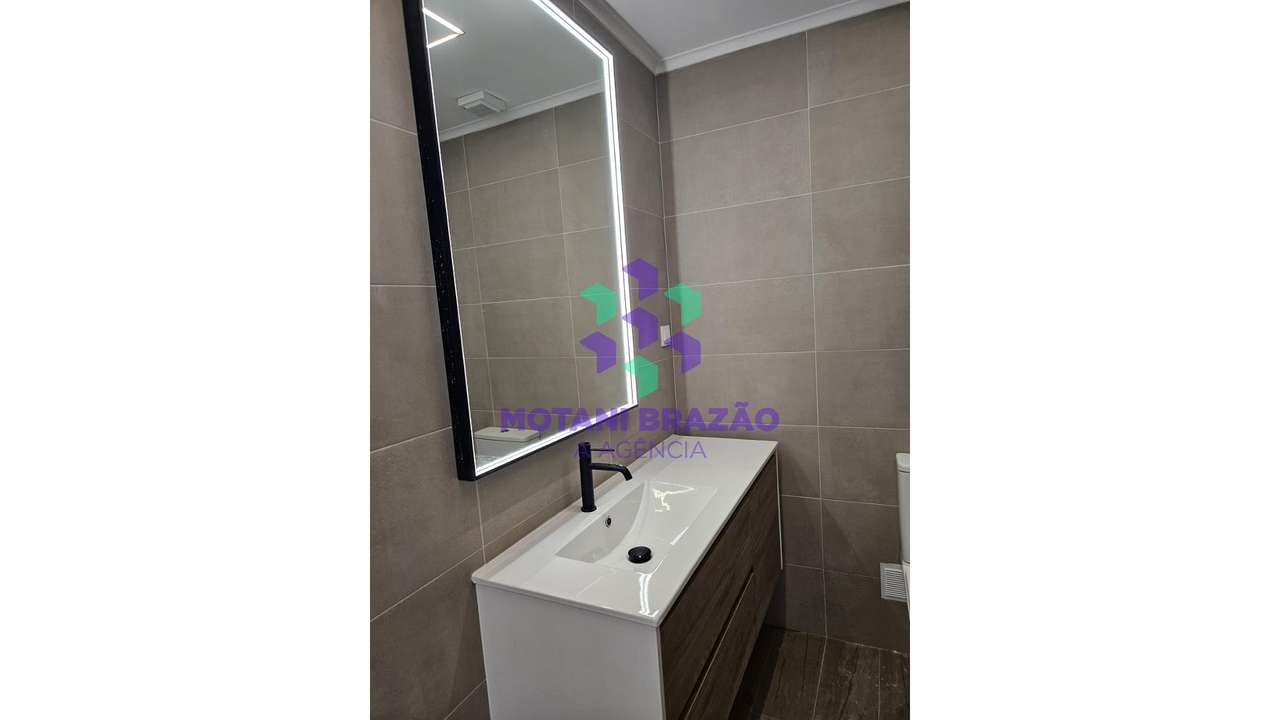 Apartamento T2  Almada-9