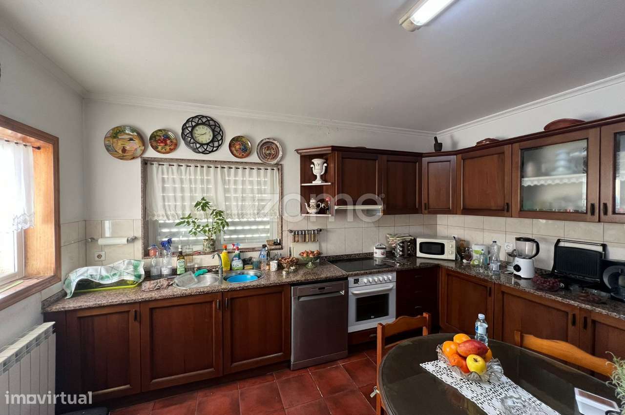 Moradia V4 a 1 minuto de Chaves - Grande imagem: 2/34