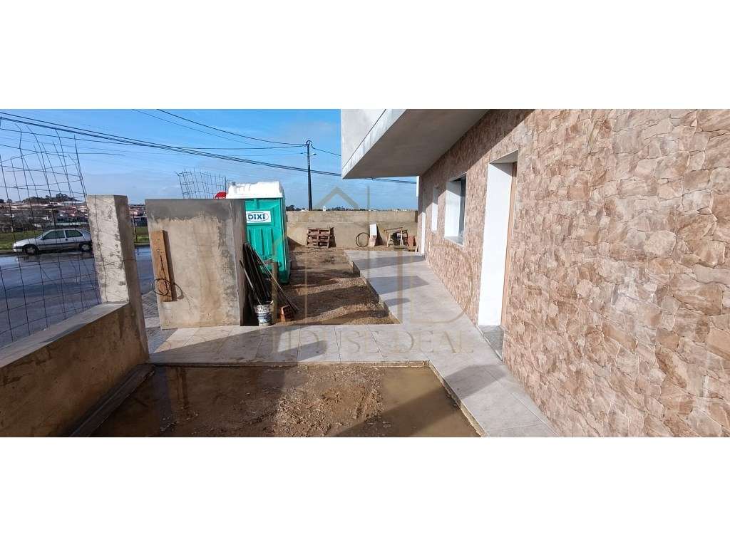 MAGNÍFICA Moradia T3 com Piscina. Pinhal do General. Fernão Ferro - Grande imagem: 5/53