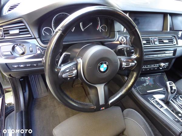 BMW Seria 5 530d Touring Luxury Line - 17