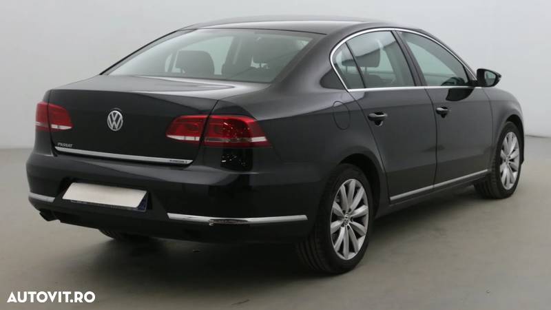 Volkswagen Passat - 3