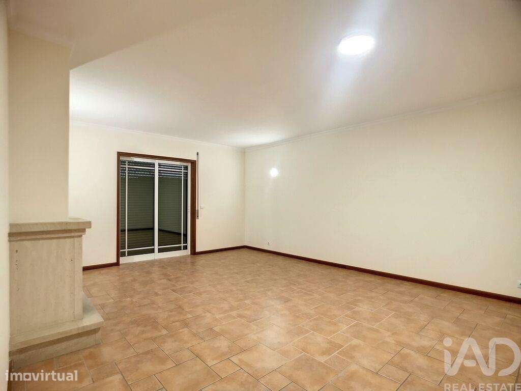 Casa / Villa T3 em Branca de 270,00 m2 - Grande imagem: 4/26