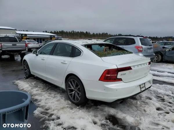 Volvo S90 T5 Momentum - 2