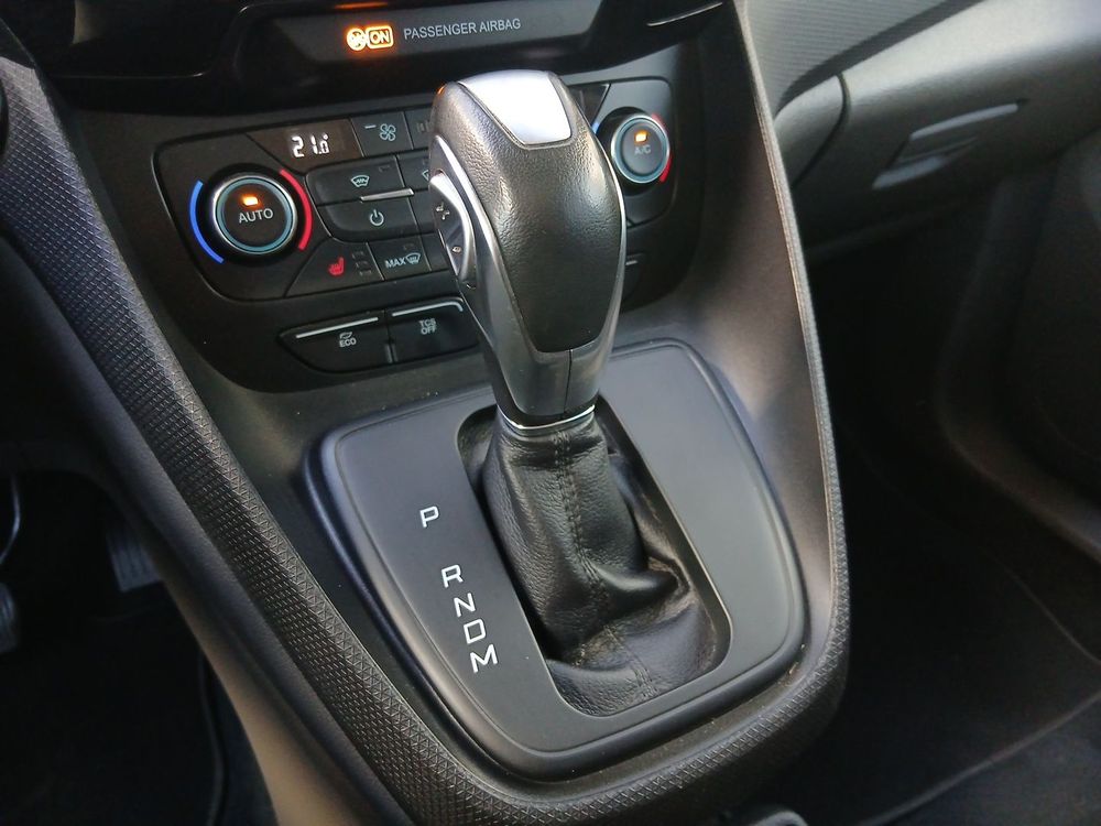 ford tourneo-connect