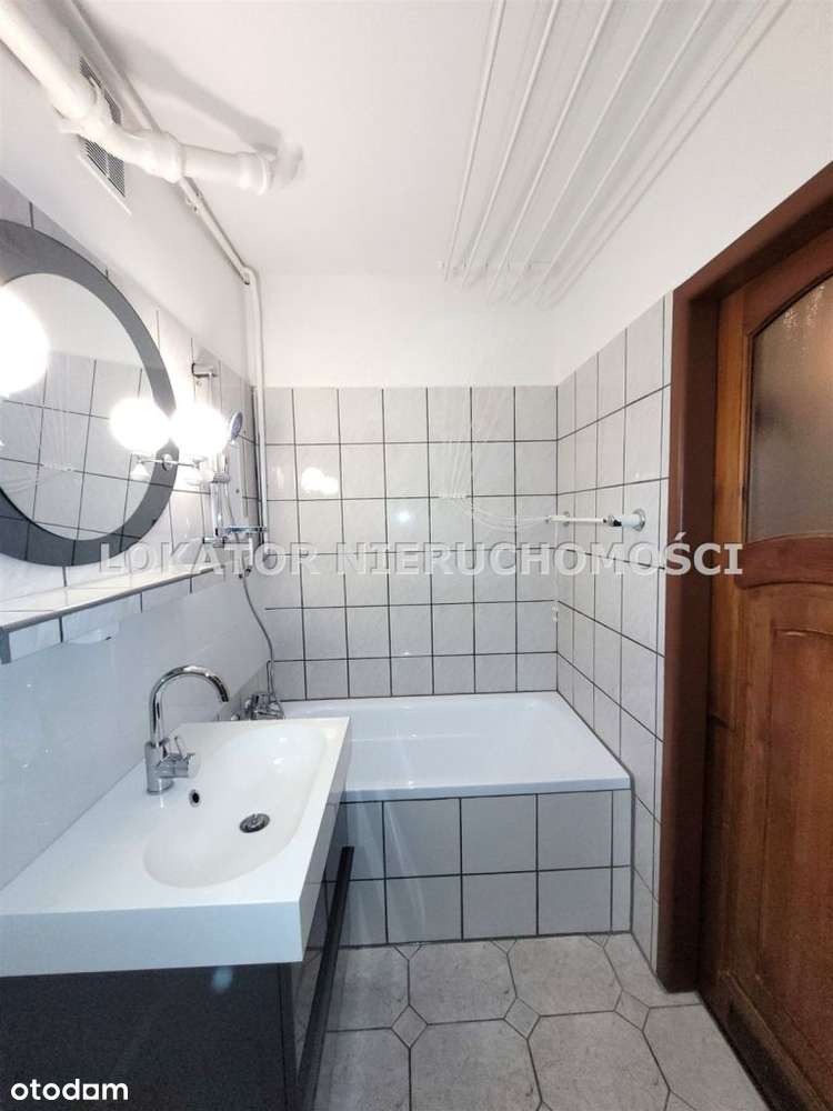 Centrum, ustawne mieszkanie z Balkonem-12