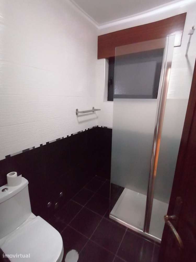 OPORTUNIDADE DE ARRENDAMENTO – Apartamento T3 c/garagem - Grande imagem: 4/8