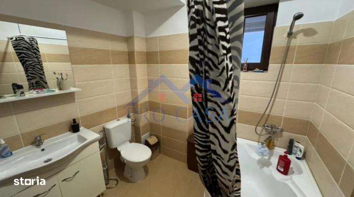 Apartament 2 camere, bloc 2010, parcare privata-5