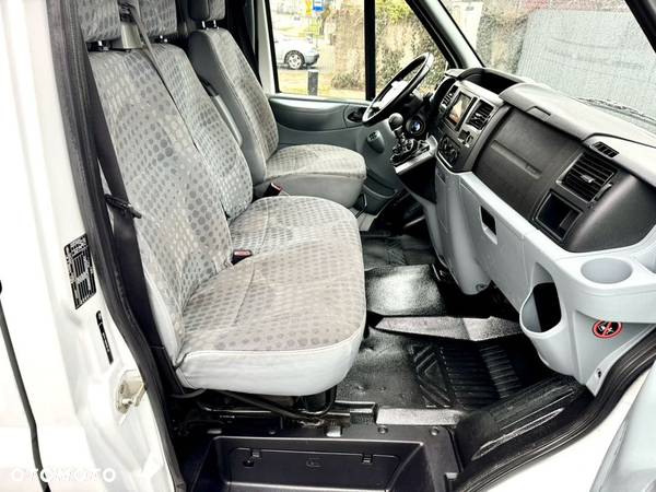 Ford Transit - 17