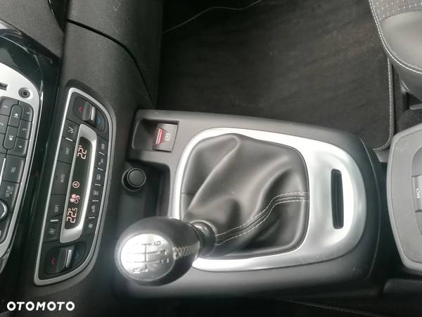 Renault Grand Scenic dCi 130 FAP Start & Stop Bose Edition - 26